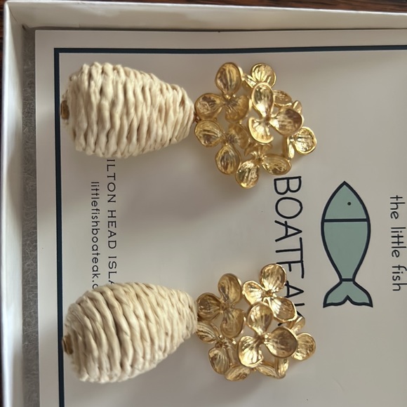 Little Fish Boateak - Picture 2 of 2